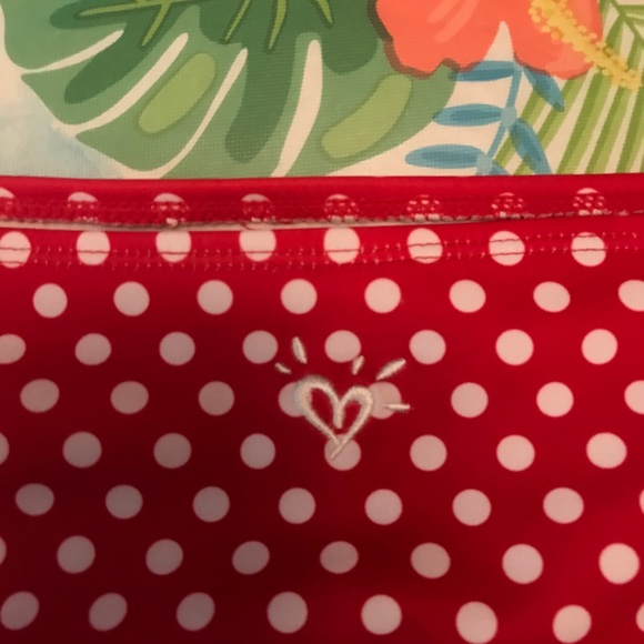 Bikini - Picture 7 of 8